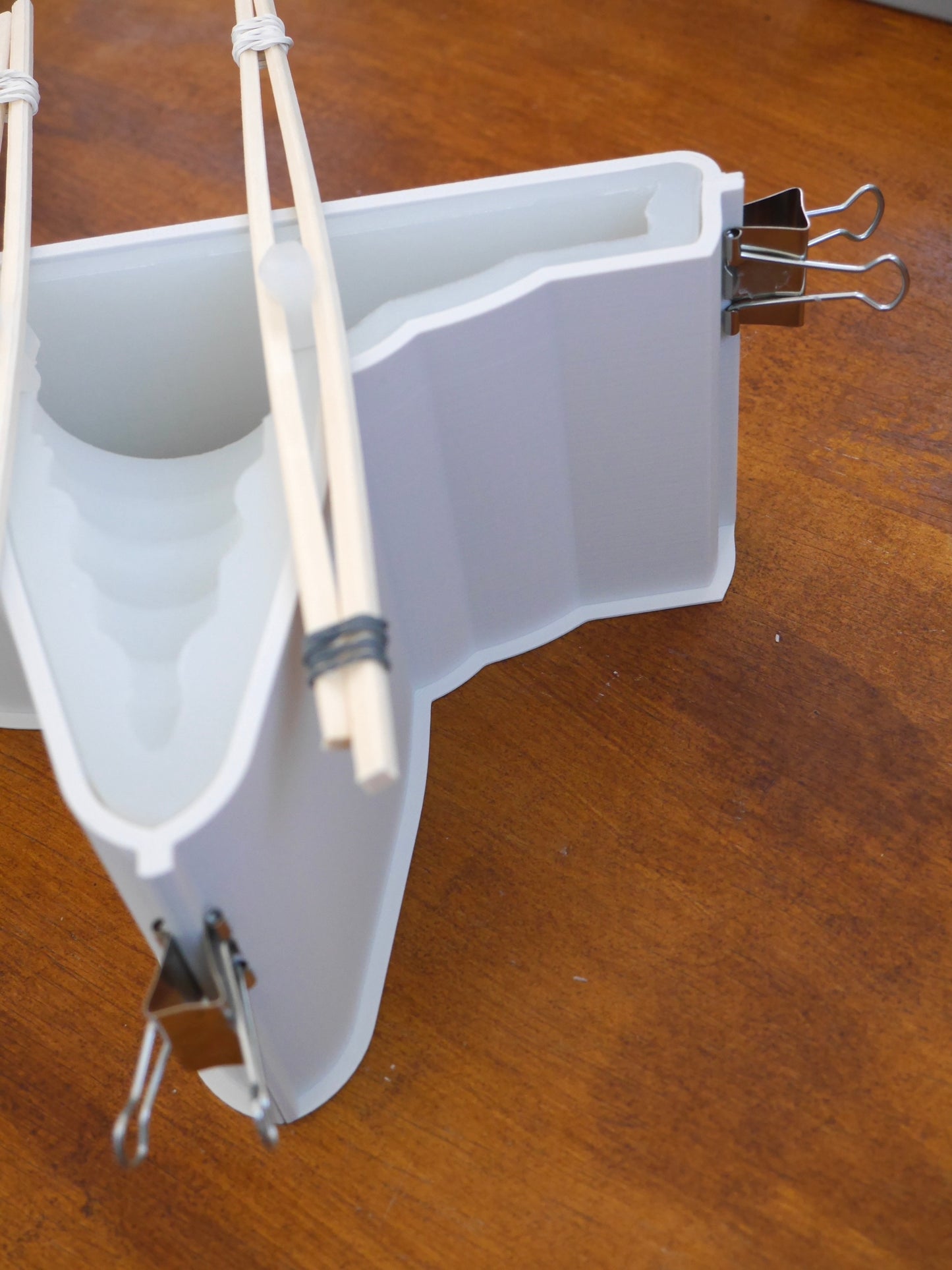 壁掛け棚モールド