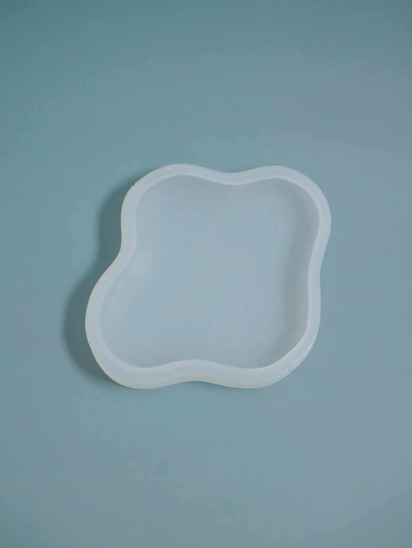 水たまりトレイ　M