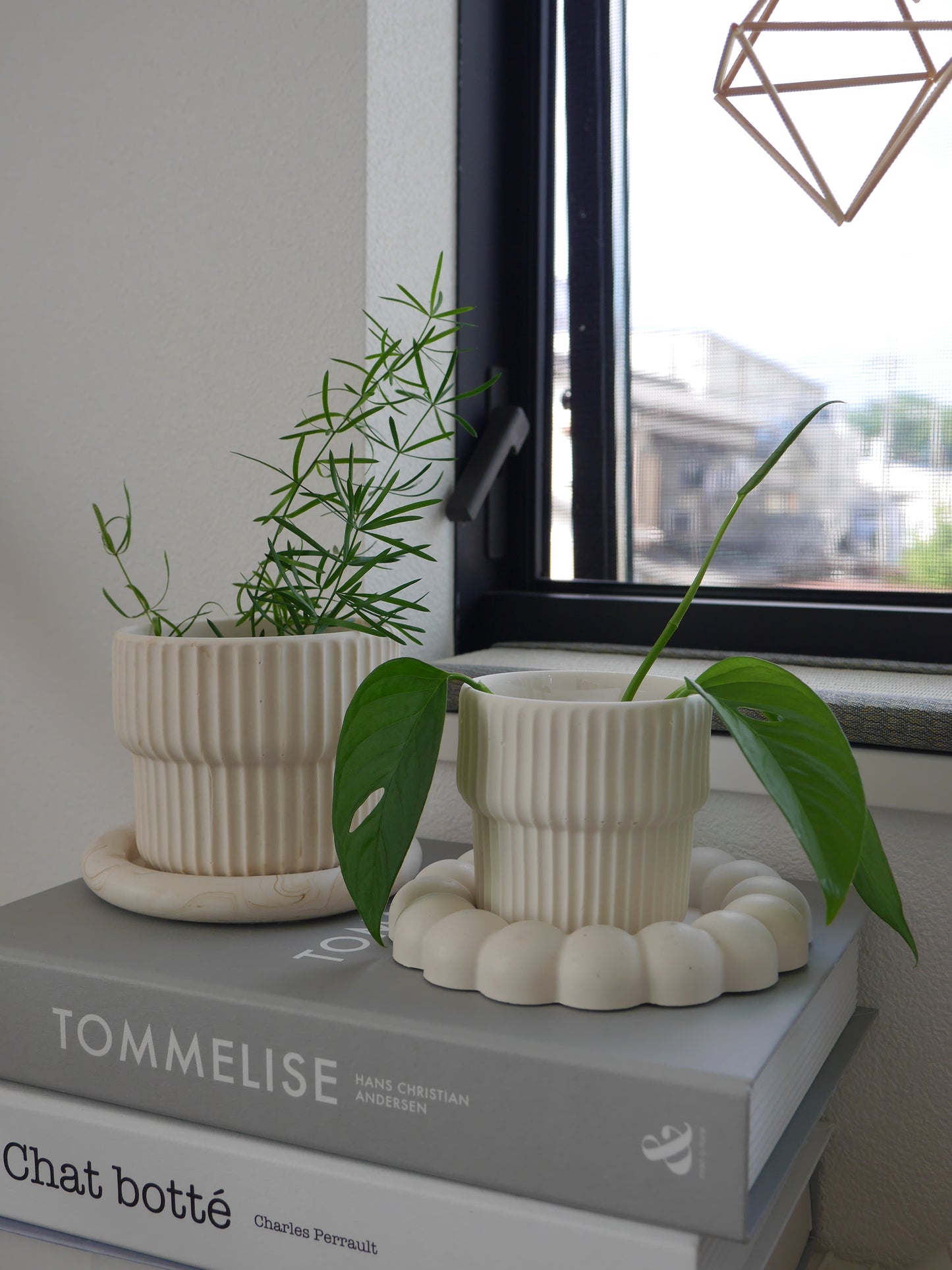 2wayプラントポット中サイズ　しのぎ模様