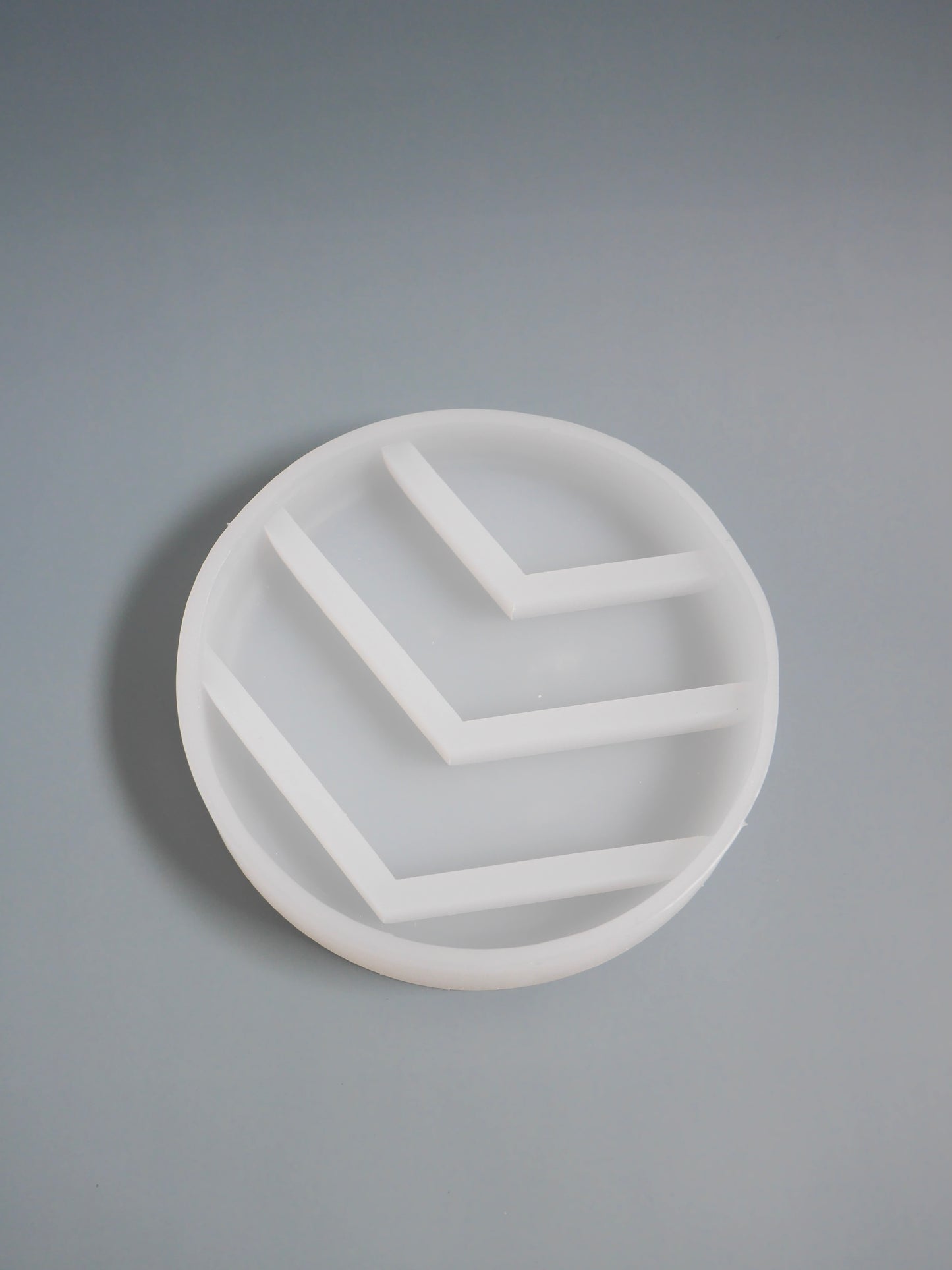 サークルV字リングホルダーモールド