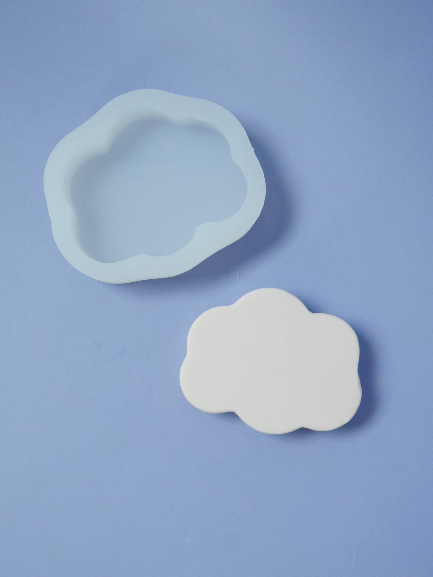 くも　マグネットモールド